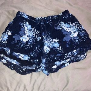 Flowy shorts